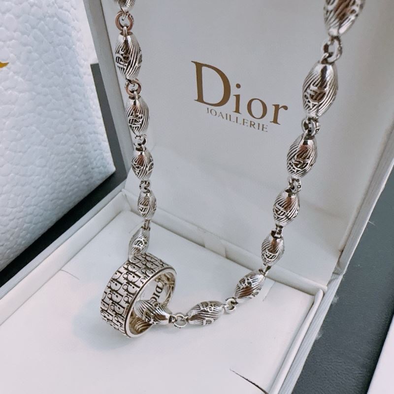 Christian Dior Necklaces